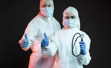 doctors wearing protective medical equipment